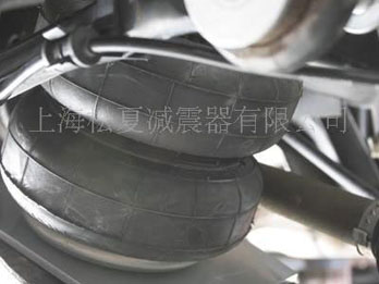 91香蕉视频污下载大香蕉影视下载應用在客車上